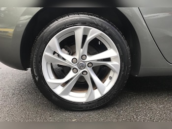 Used Vauxhall Astra 2018 for sale - 75816606: Photo