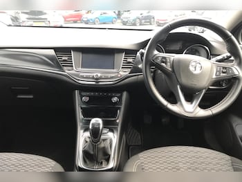Used Vauxhall Astra 2018 for sale - 75816606: Photo