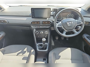 Used Dacia Sandero Stepway 2021 for sale - 79163280: Photo