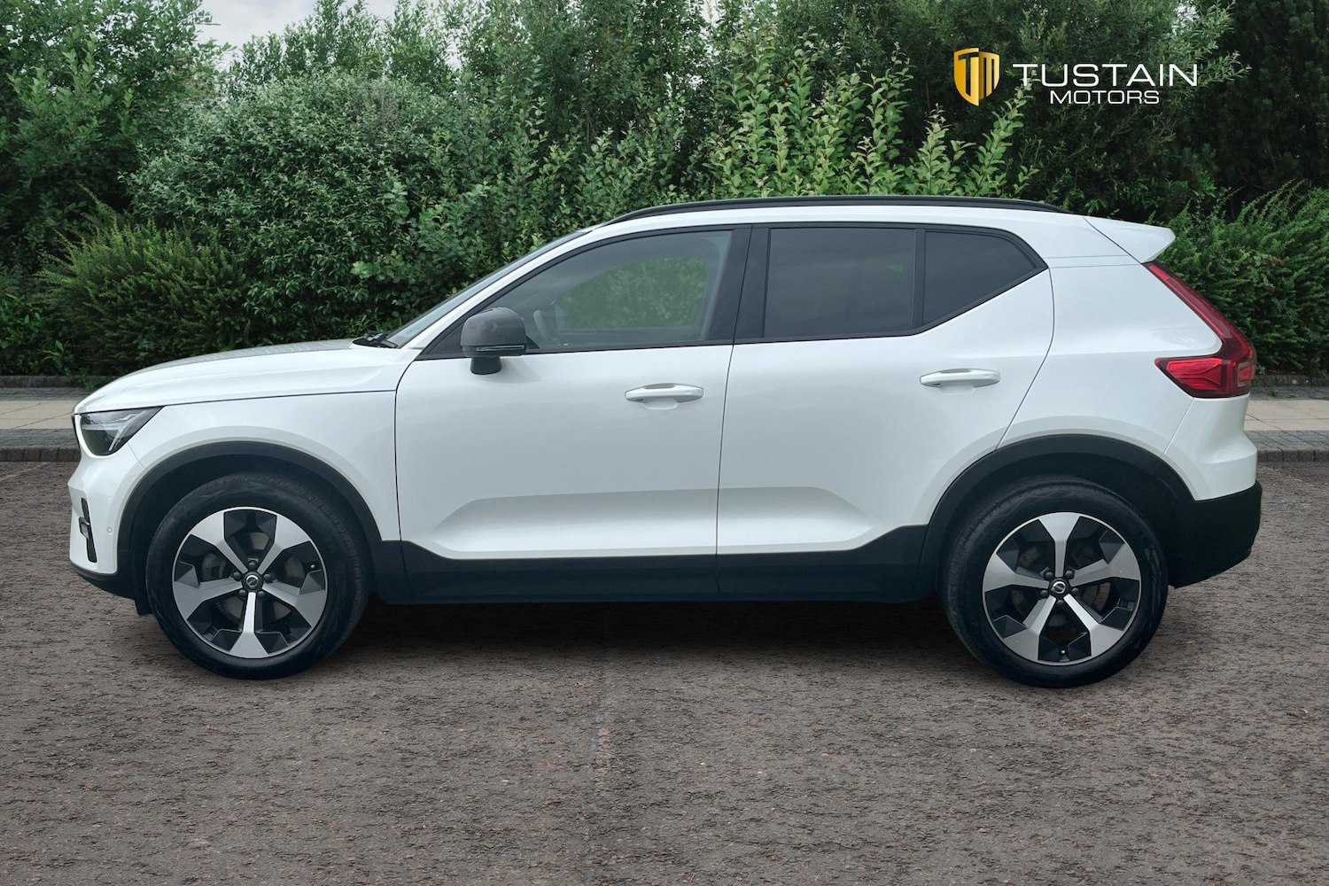 Used Volvo XC40 2023 for sale - 76193688: Photo 9