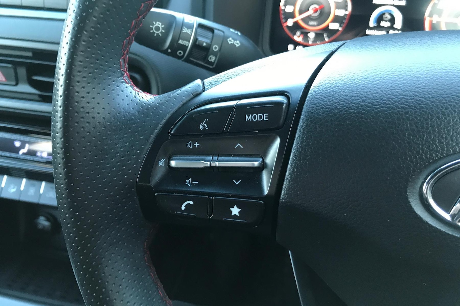 Used Hyundai KONA 2021 for sale - 76827849: Photo 24