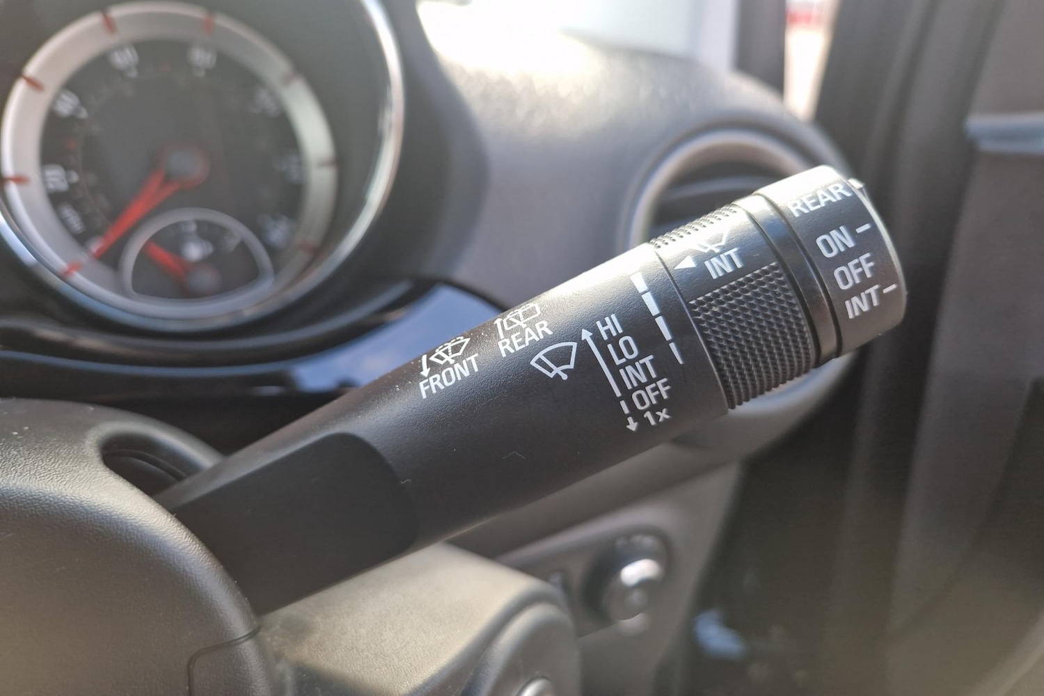 Used Vauxhall ADAM 2016 for sale - 76435991: Photo 15