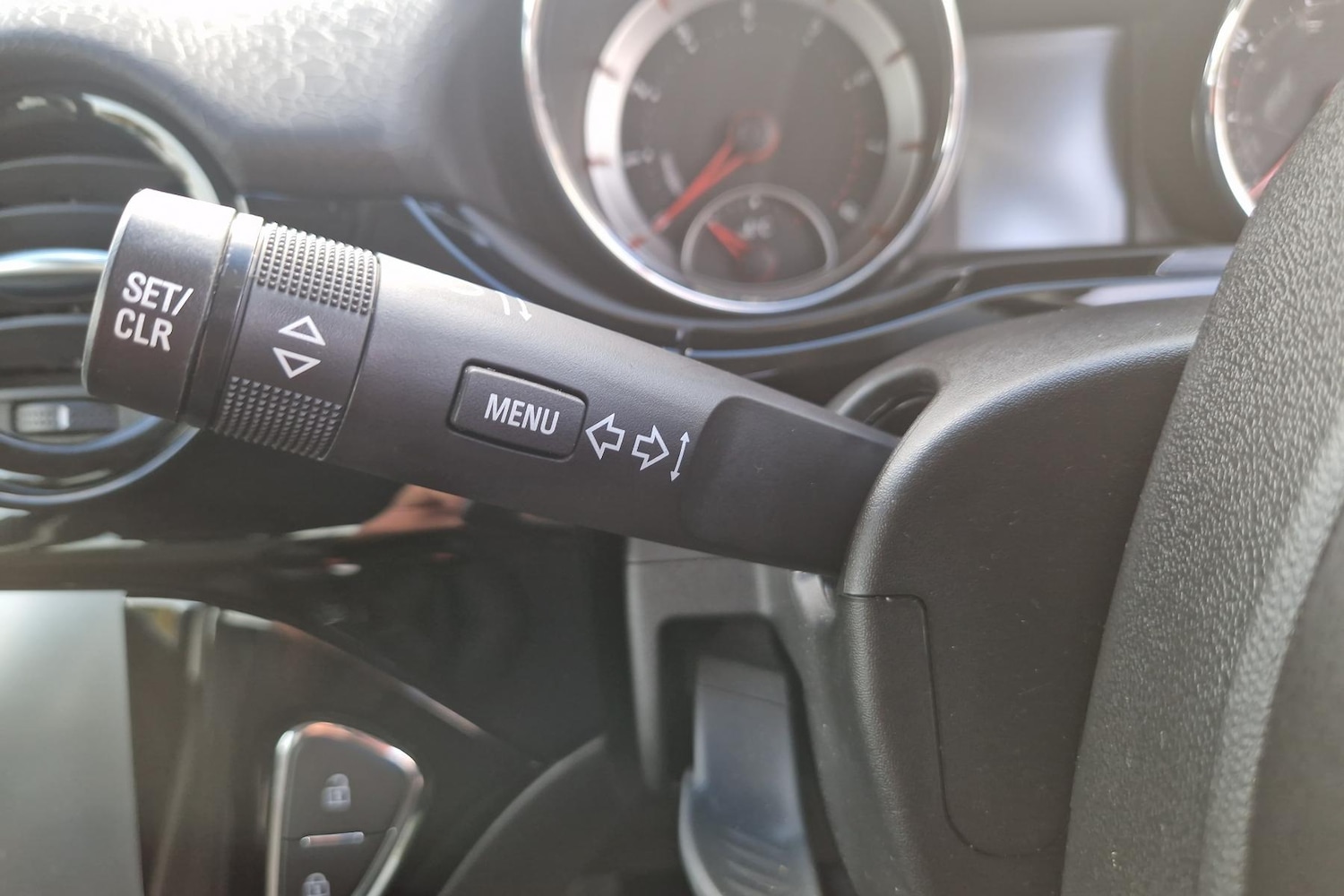 Used Vauxhall ADAM 2016 for sale - 76435991: Photo 16