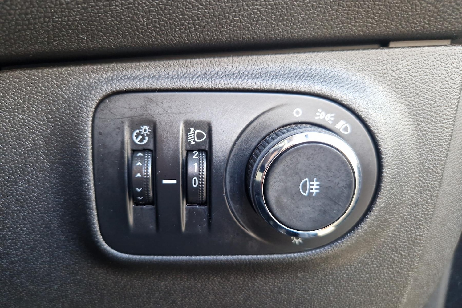 Used Vauxhall ADAM 2016 for sale - 76435991: Photo 23