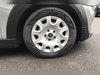 Used MINI Hatch 2019 for sale - 76044837: Photo