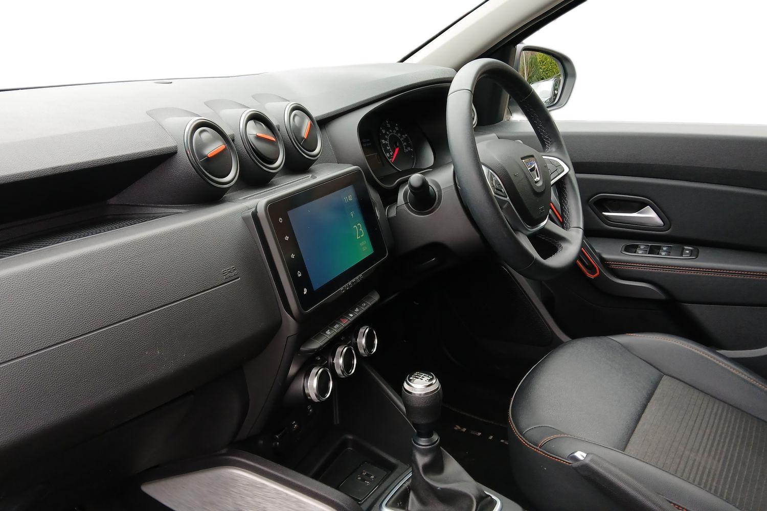 Used Dacia Duster 2022 for sale - 77996380: Photo 2