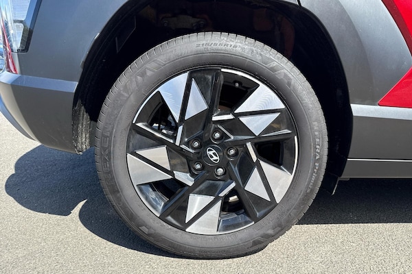 Used Hyundai KONA 2024 for sale - 76274327: Photo 3