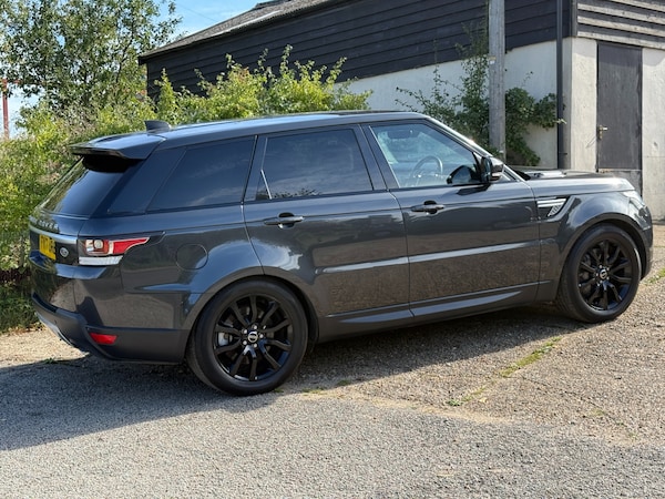 Used Land Rover Range Rover Sport 2017 for sale - 74138624: Photo 8