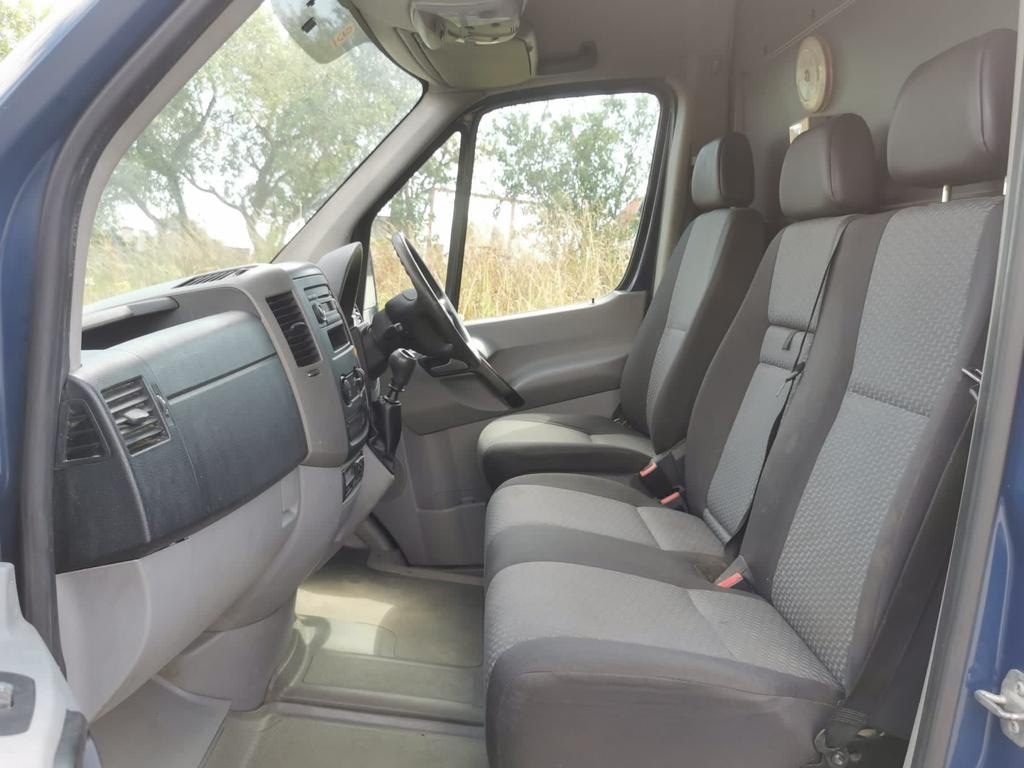 Used Volkswagen Crafter 2012 for sale - 77975933: Photo 9