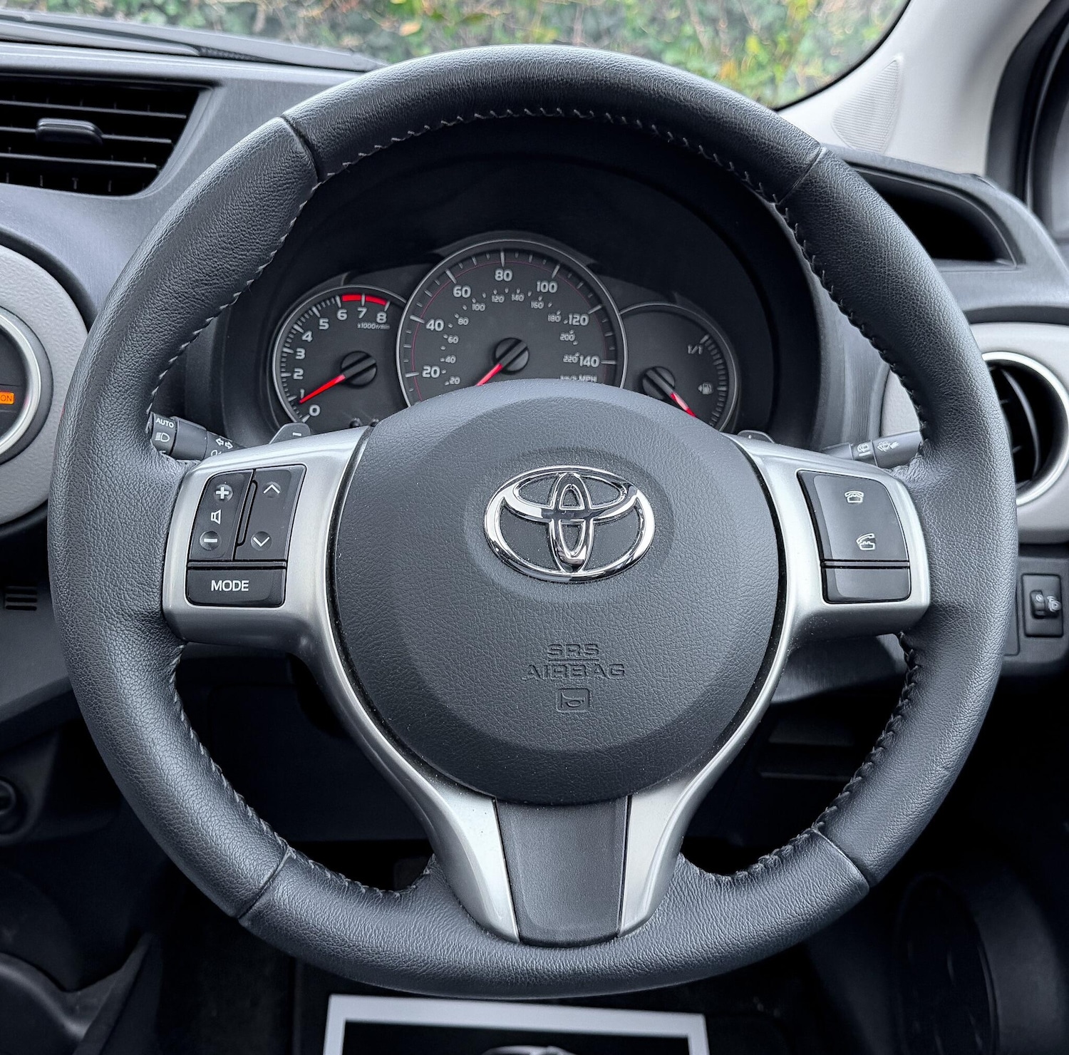 Used Toyota Yaris for sale - 77768796: Photo 16