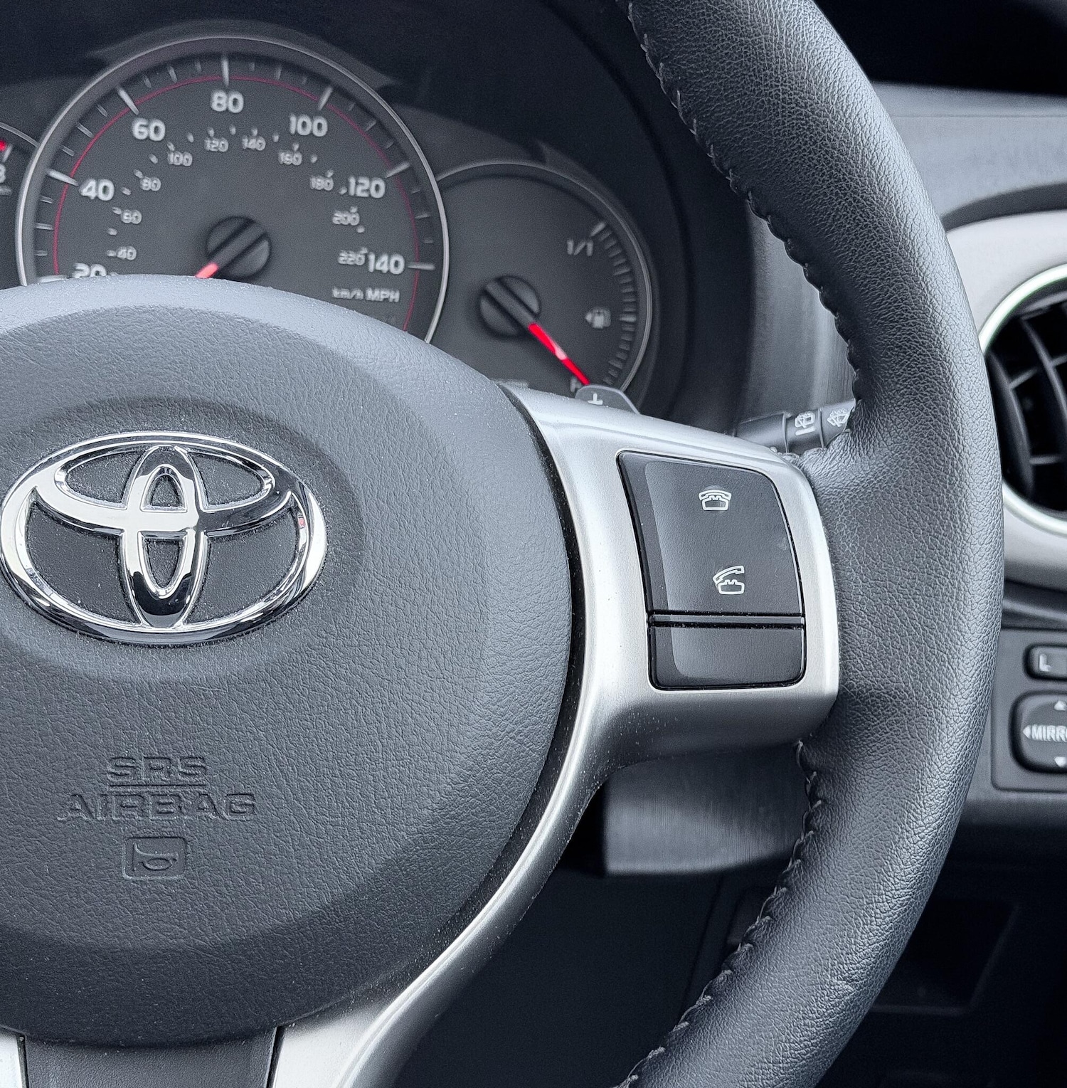 Used Toyota Yaris for sale - 77768796: Photo 17