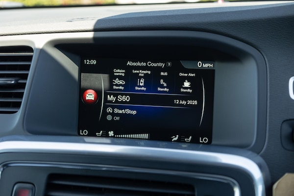 Used Volvo S60 2017 for sale - 75600308: Photo 29