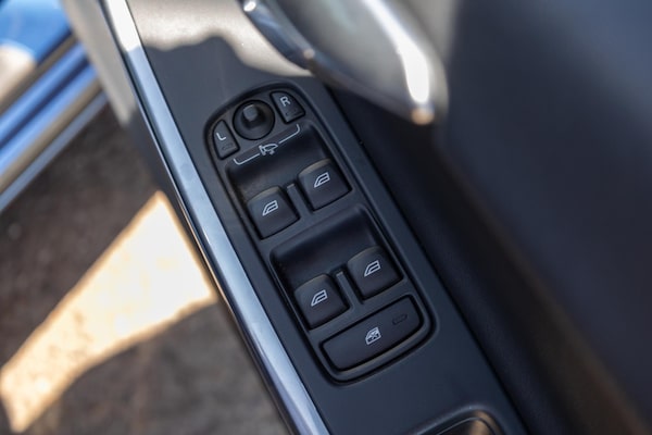 Used Volvo S60 2017 for sale - 75600308: Photo 30