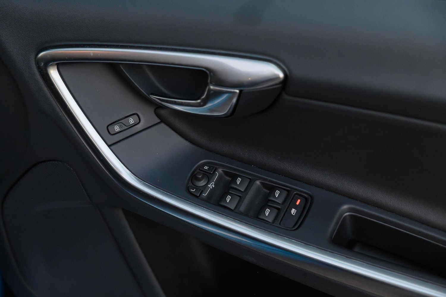 Used Volvo S60 2017 for sale - 75600308: Photo 46