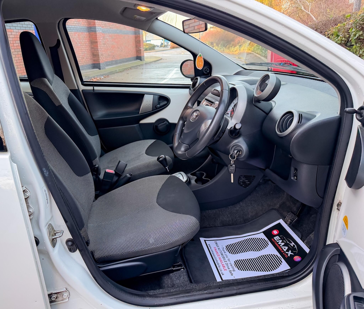 Used Toyota AYGO 2014 for sale - 77109221: Photo 21