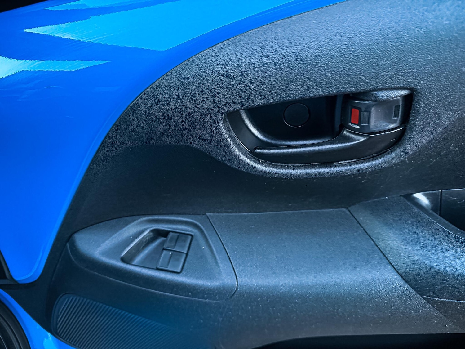 Used Peugeot 108 2015 for sale - 77970060: Photo 29