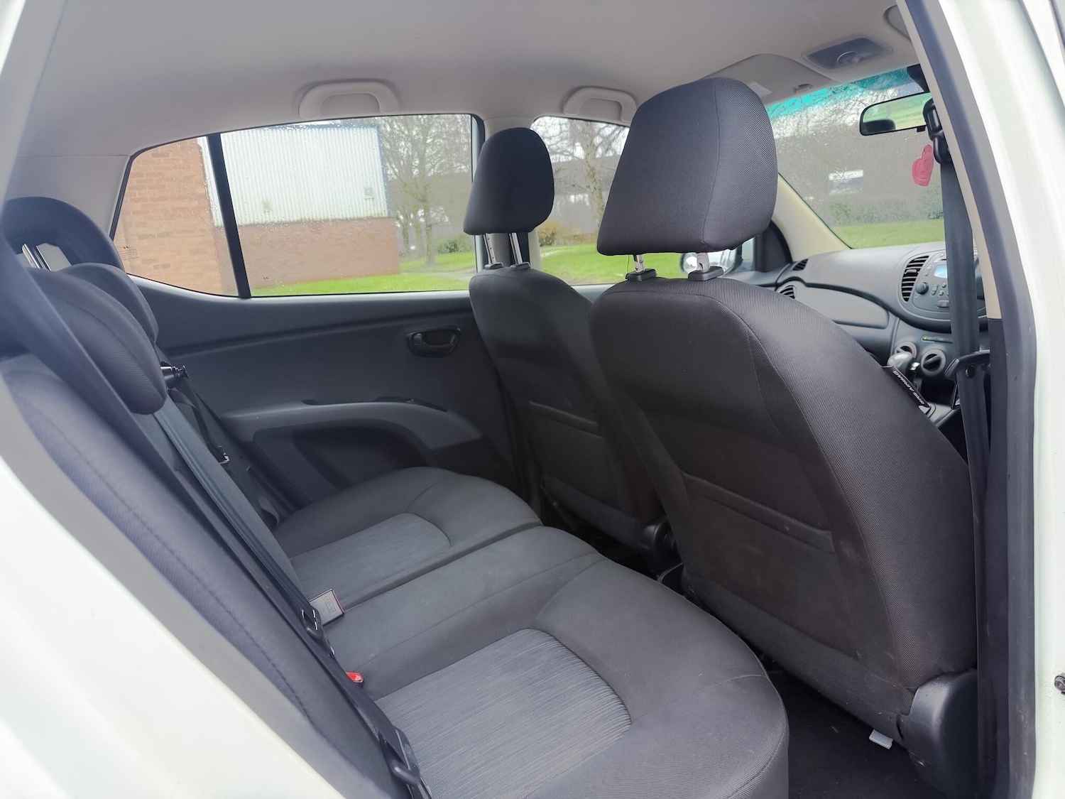 Used Hyundai i10 2013 for sale - 77550657: Photo 25