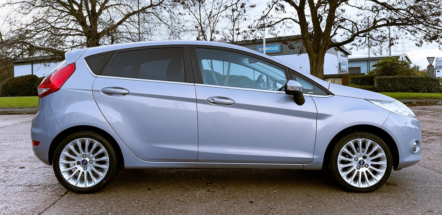 Used Ford Fiesta 2011 for sale - 76801437: Photo 11