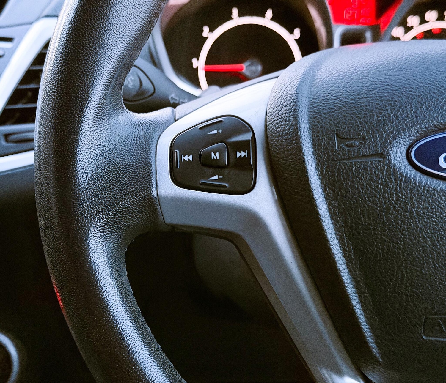 Used Ford Fiesta 2011 for sale - 76801437: Photo 14