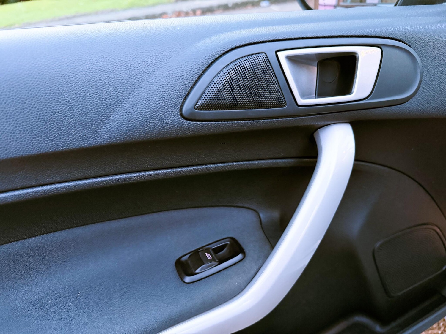 Used Ford Fiesta 2011 for sale - 76801437: Photo 23