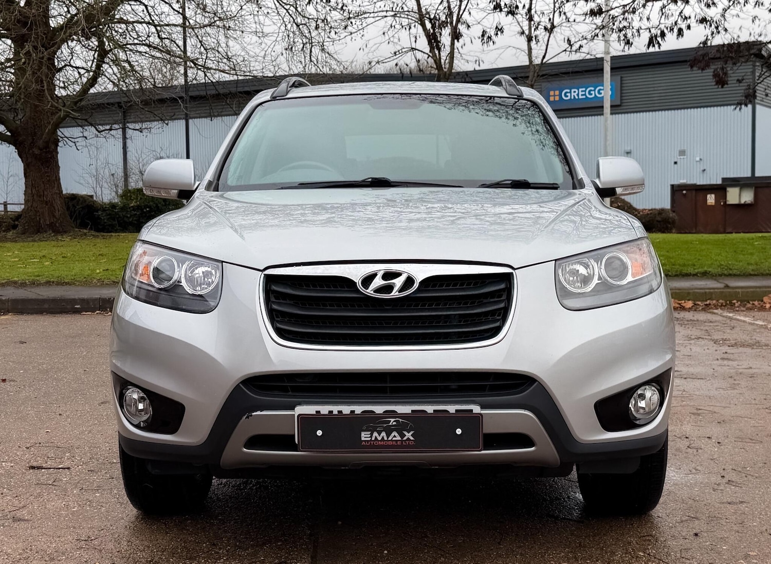 Used Hyundai Santa Fe 2012 for sale - 76727836: Photo 2