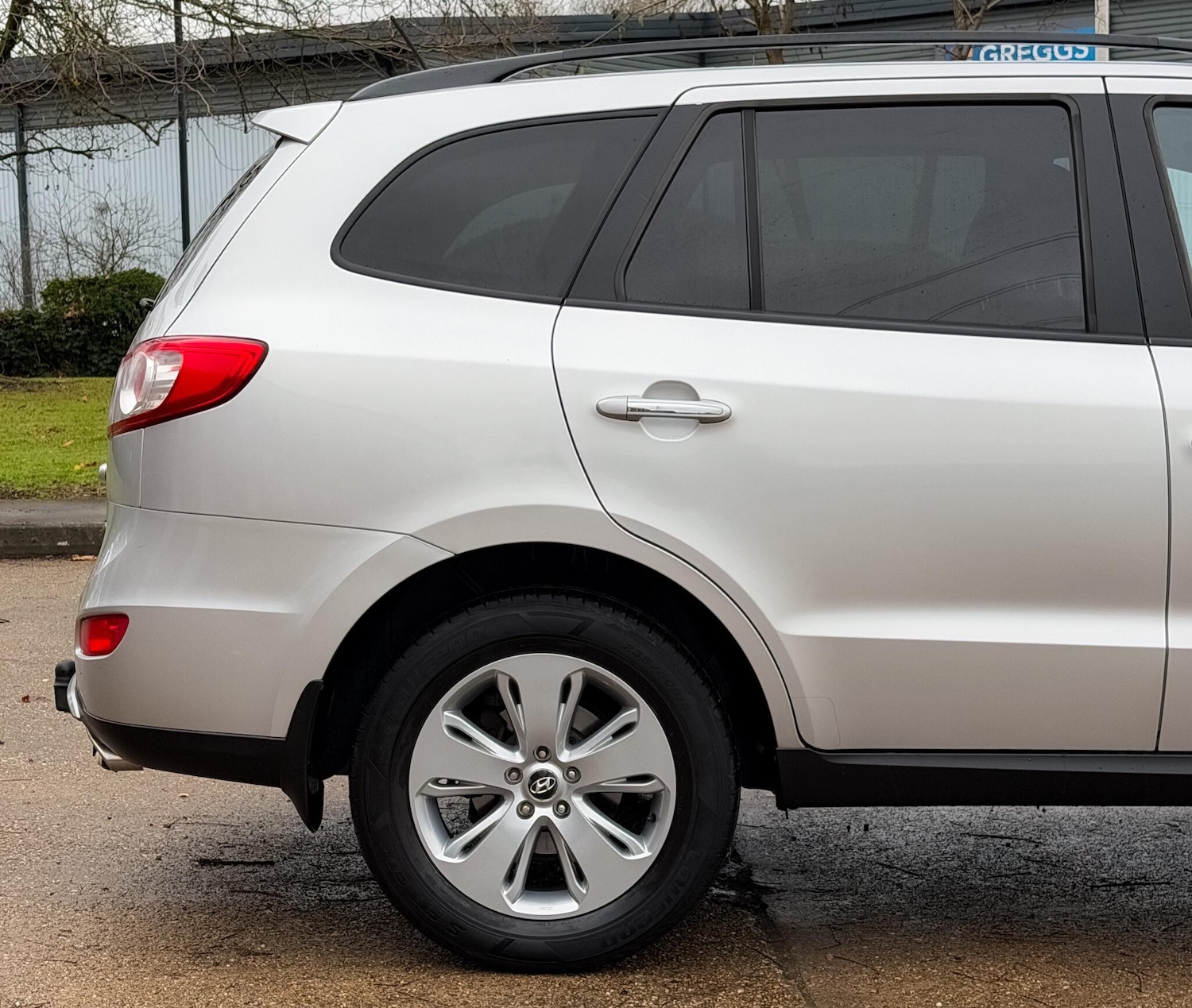 Used Hyundai Santa Fe 2012 for sale - 76727836: Photo 29