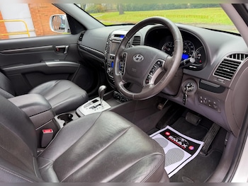 Used Hyundai Santa Fe 2012 for sale - 76727836: Photo