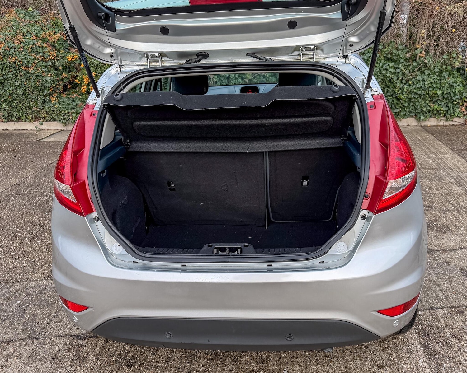 Used Ford Fiesta 2012 for sale - 76855780: Photo 37