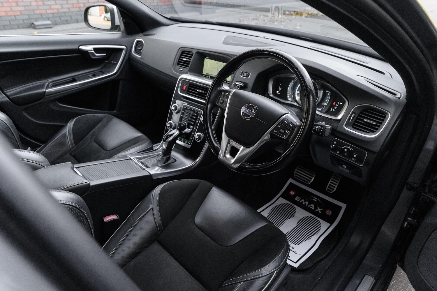 Used Volvo S60 2015 for sale - 76409290: Photo 3