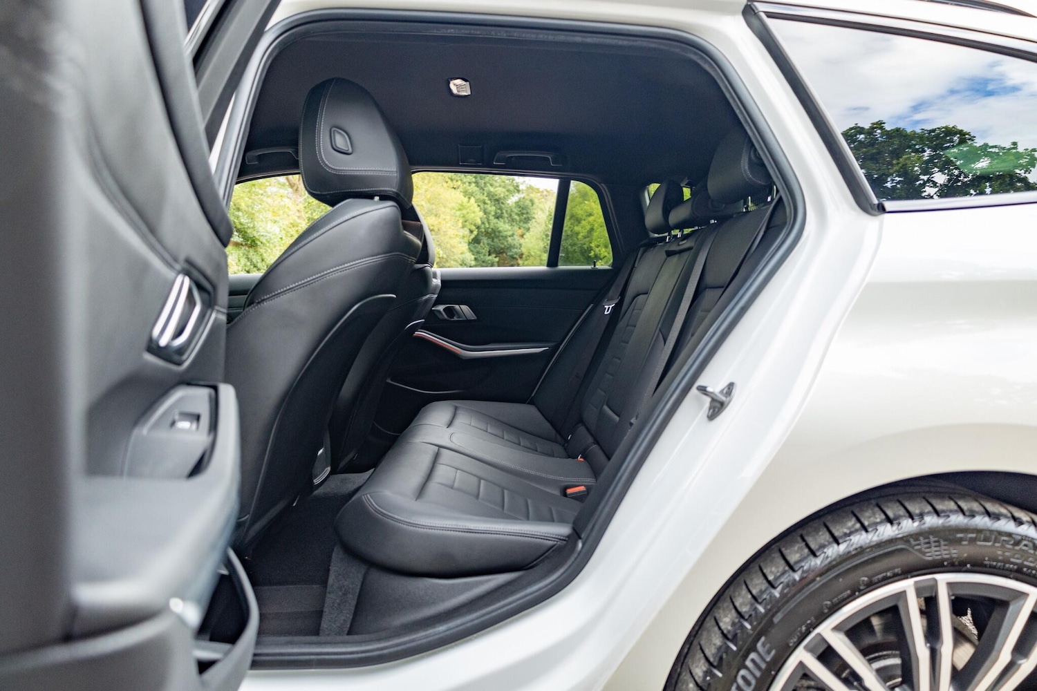 Used BMW 3 Series 2021 for sale - 76988876: Photo 23