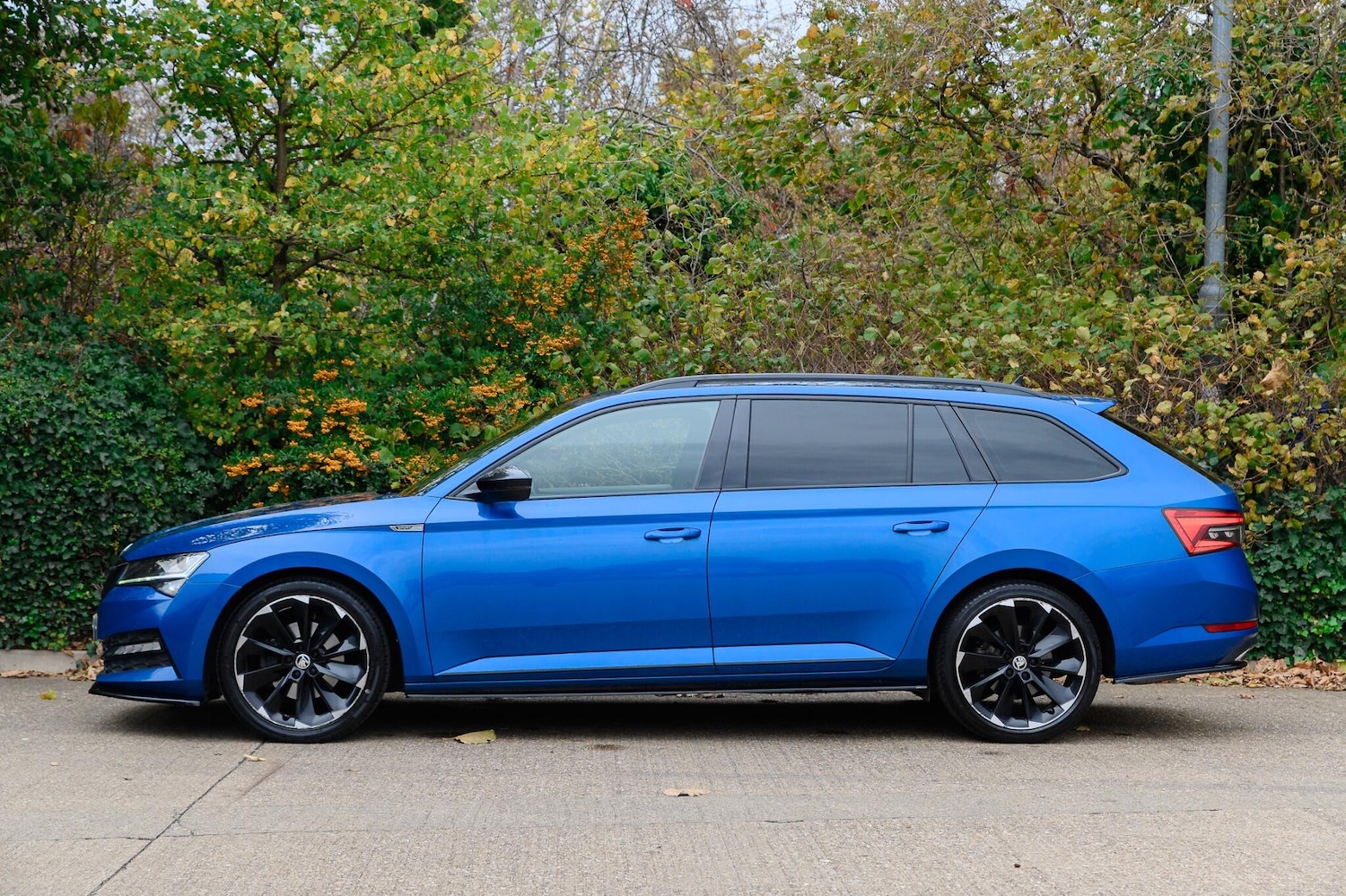 Used Skoda Superb 2020 for sale - 76388608: Photo 7