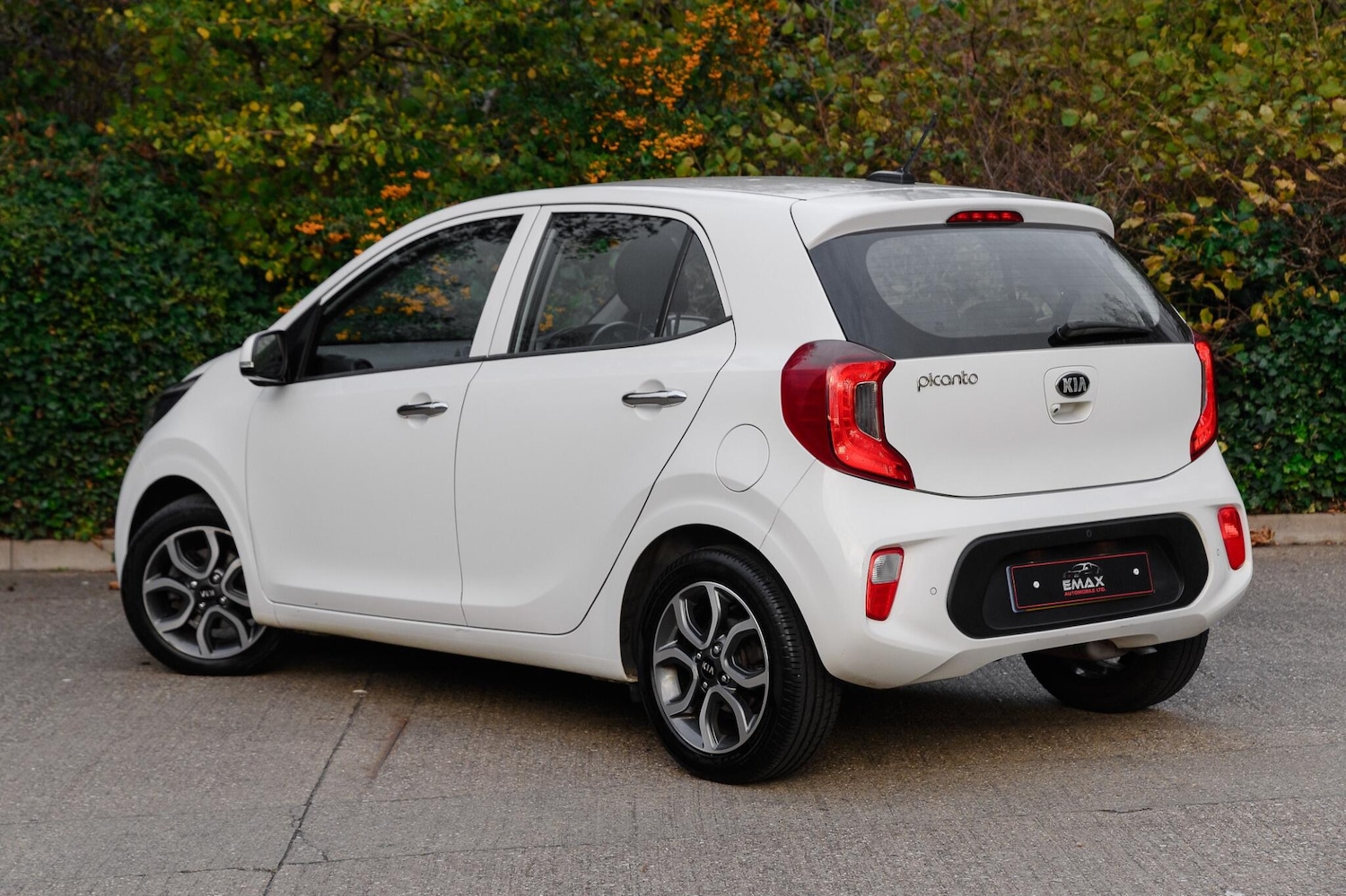 Used Kia Picanto 2017 for sale - 76398340: Photo 8