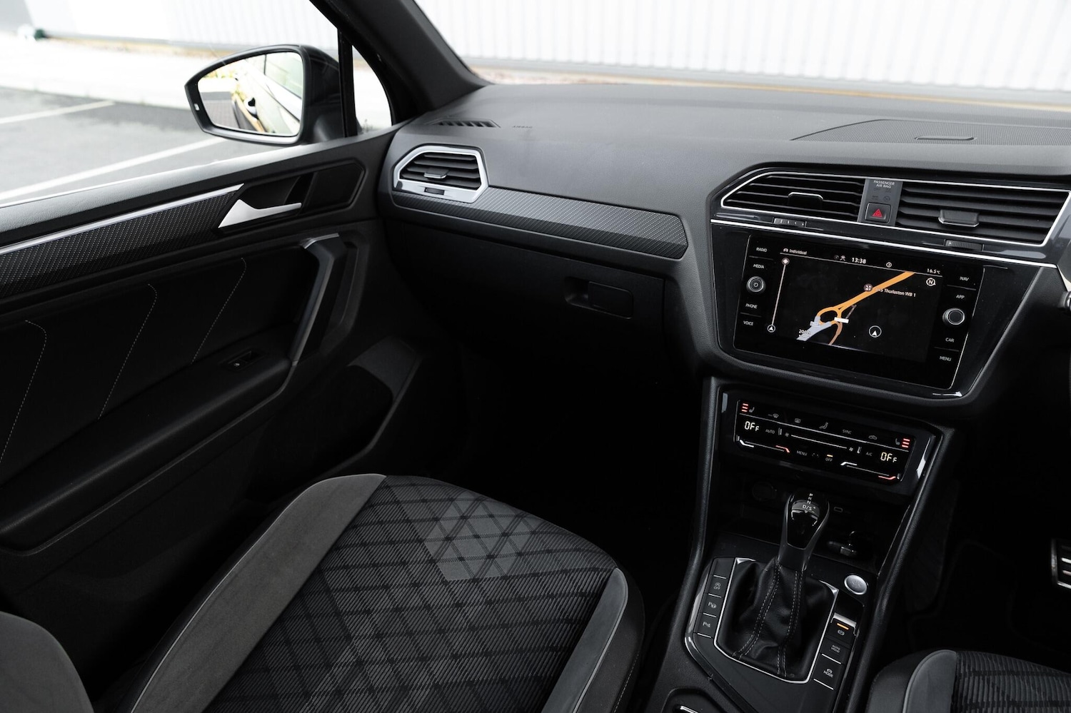 Used Volkswagen Tiguan 2020 for sale - 76201289: Photo 31