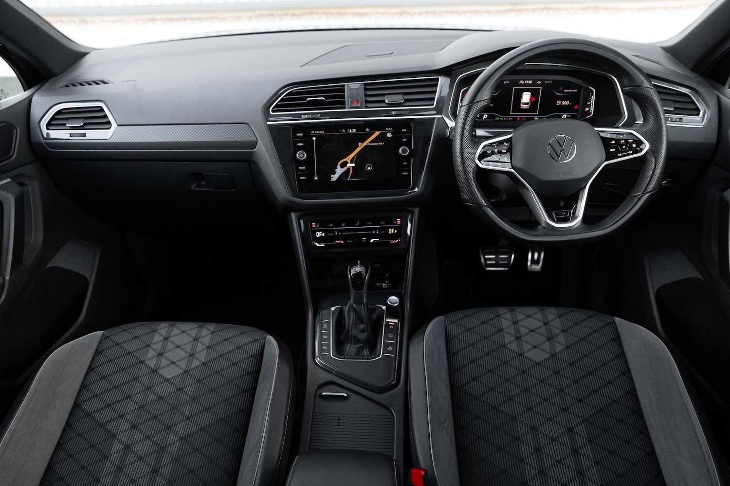 Used Volkswagen Tiguan 2020 for sale - 76201289: Photo 32