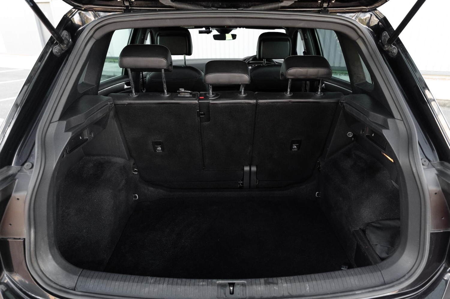 Used Volkswagen Tiguan 2020 for sale - 76201289: Photo 45