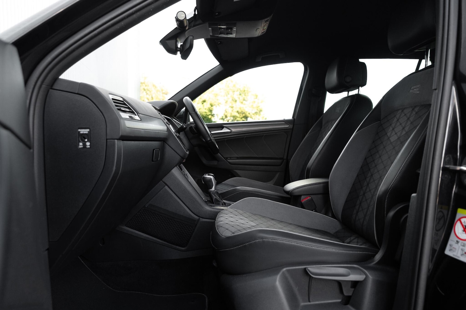 Used Volkswagen Tiguan 2020 for sale - 76201289: Photo 46