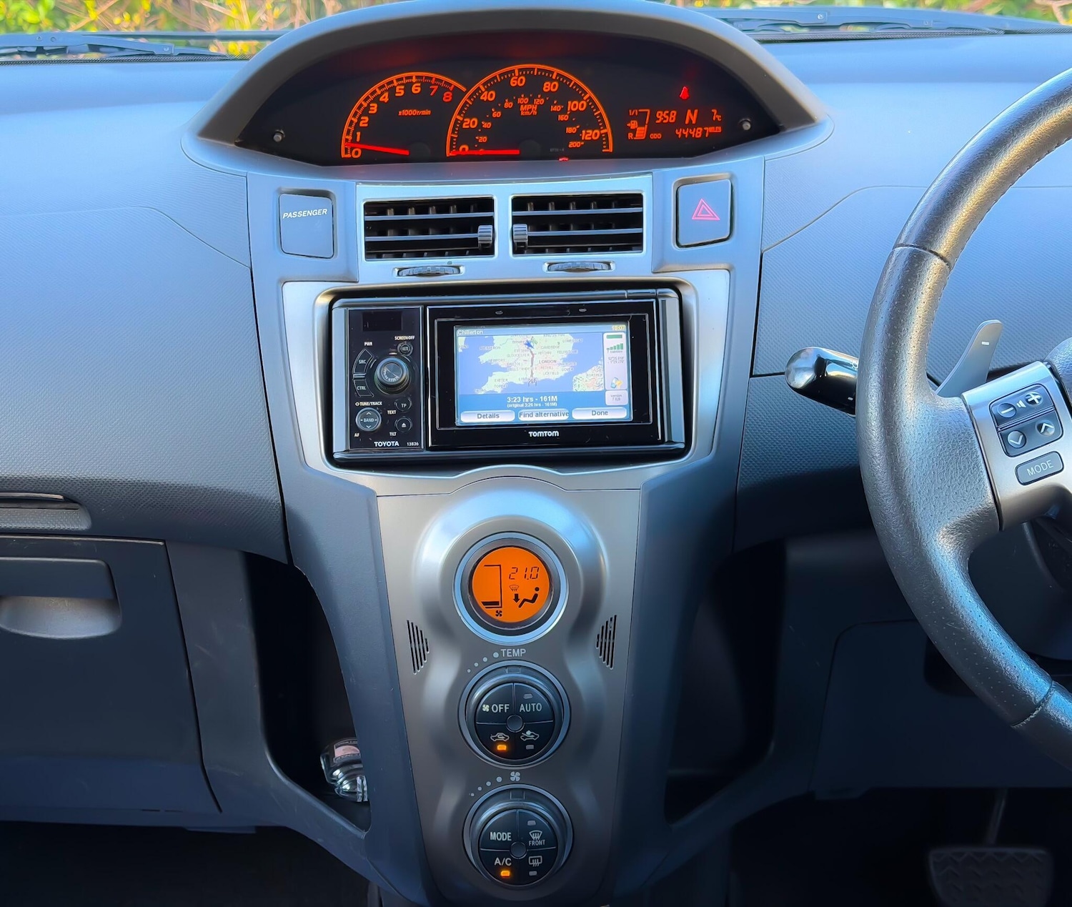 Used Toyota Yaris 2011 for sale - 78057795: Photo 26