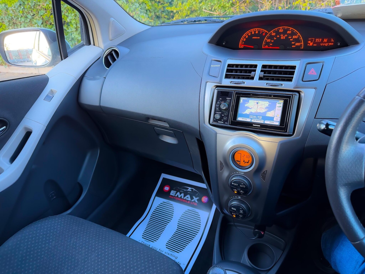 Used Toyota Yaris 2011 for sale - 78057795: Photo 33