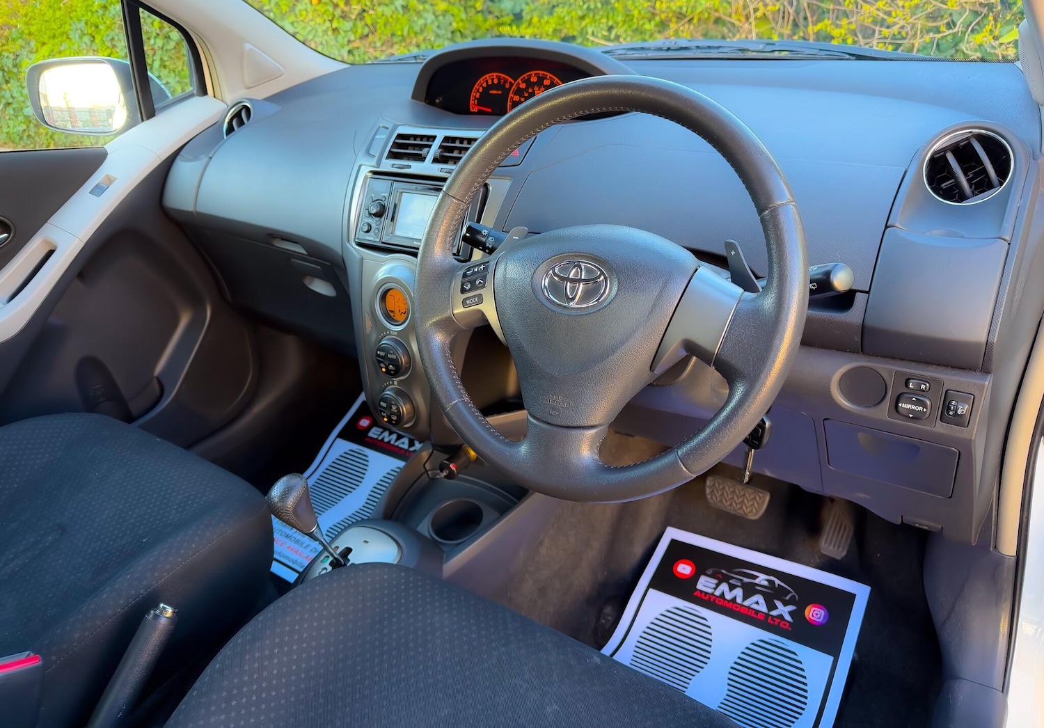 Used Toyota Yaris 2011 for sale - 78057795: Photo 4