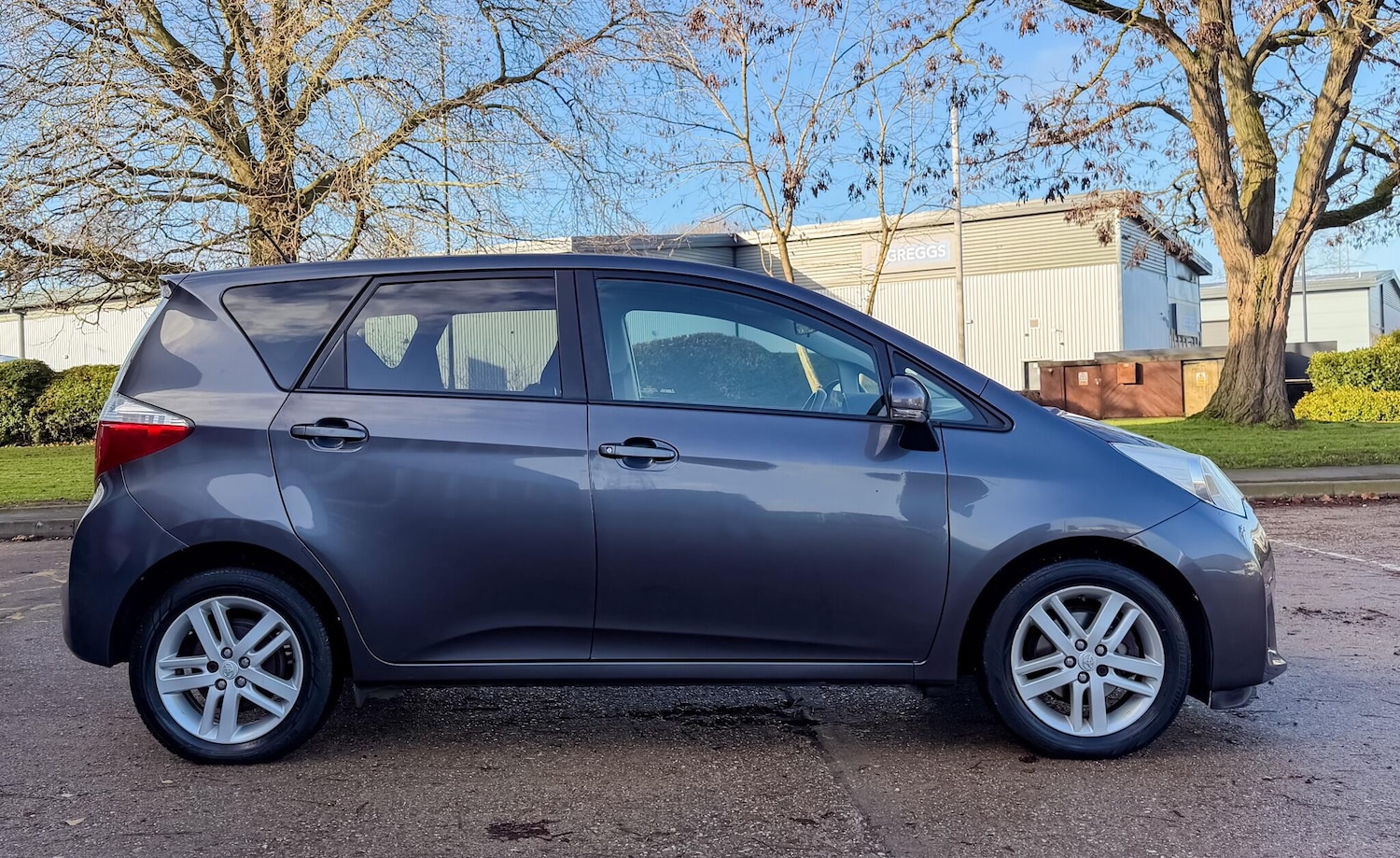 Used Toyota Verso 2011 for sale - 76898762: Photo 10