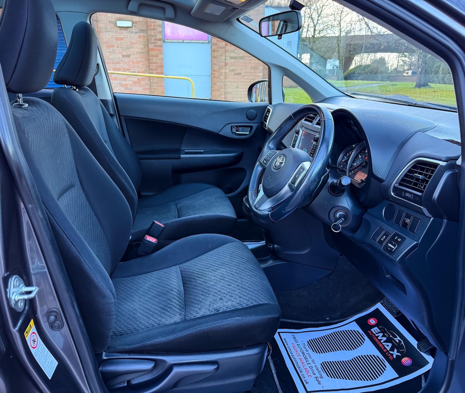 Used Toyota Verso 2011 for sale - 76898762: Photo 25