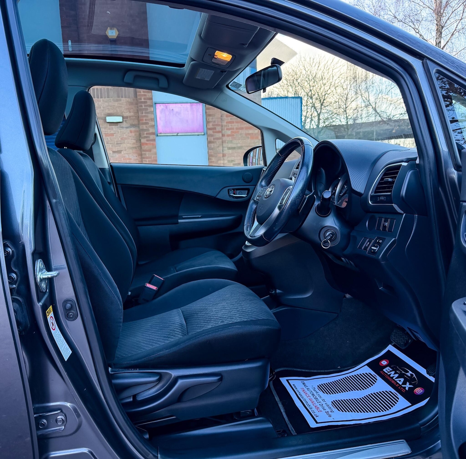 Used Toyota Verso 2011 for sale - 76898762: Photo 30