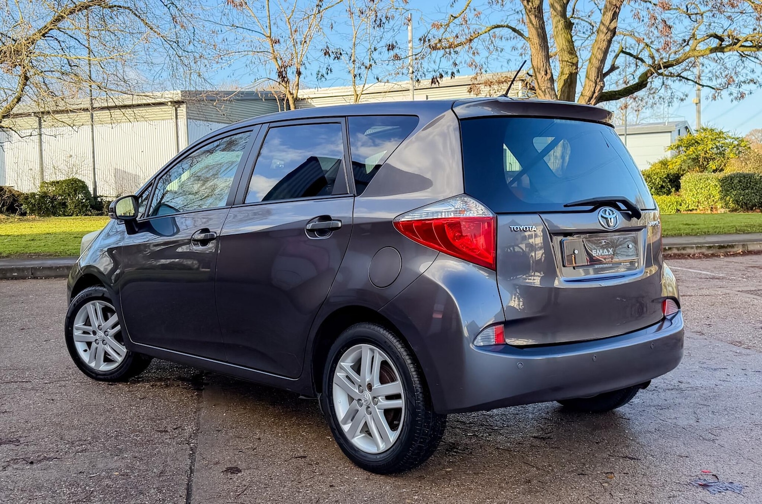 Used Toyota Verso 2011 for sale - 76898762: Photo 7