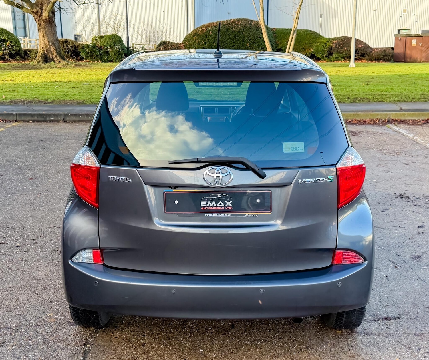 Used Toyota Verso 2011 for sale - 76898762: Photo 8