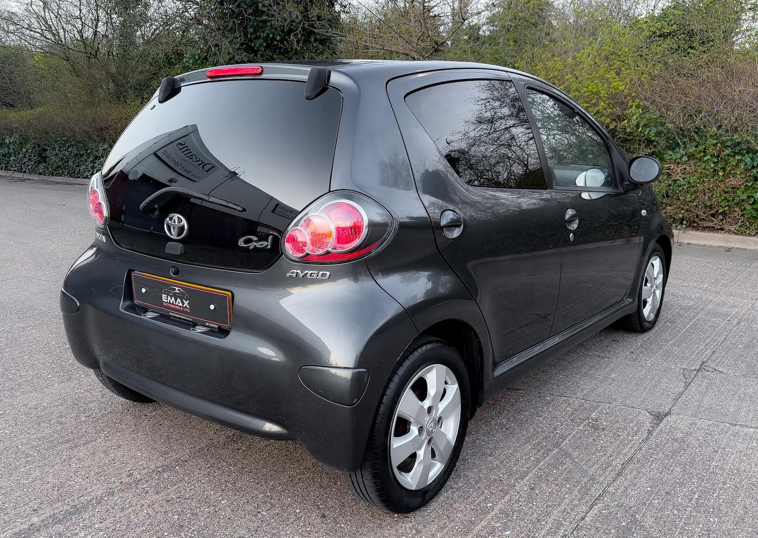 Used Toyota AYGO 2011 for sale - 77977980: Photo 25