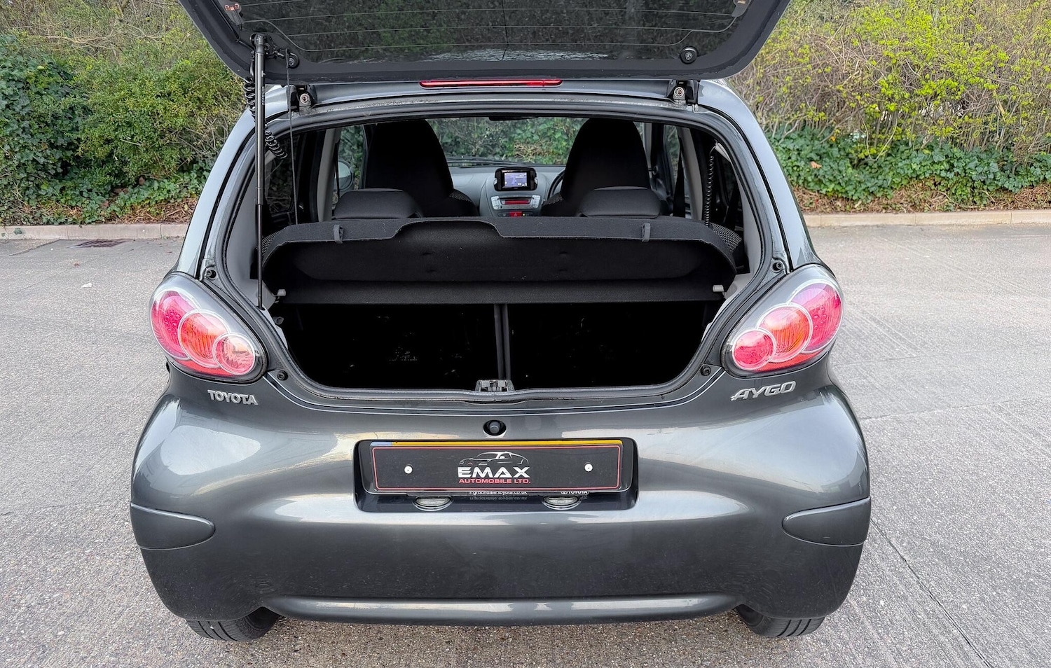 Used Toyota AYGO 2011 for sale - 77977980: Photo 32