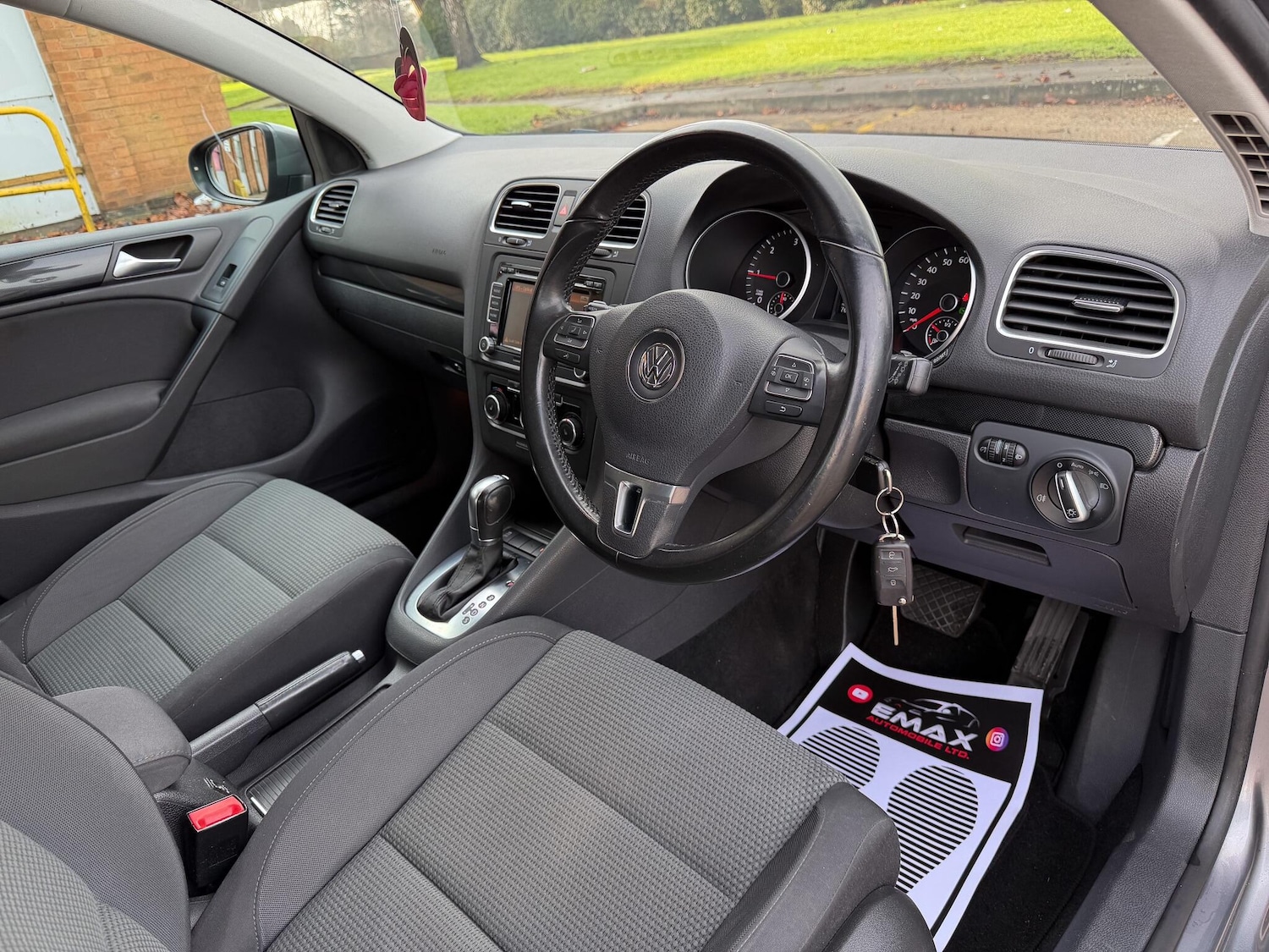 Used Volkswagen Golf 2011 for sale - 77203356: Photo 3