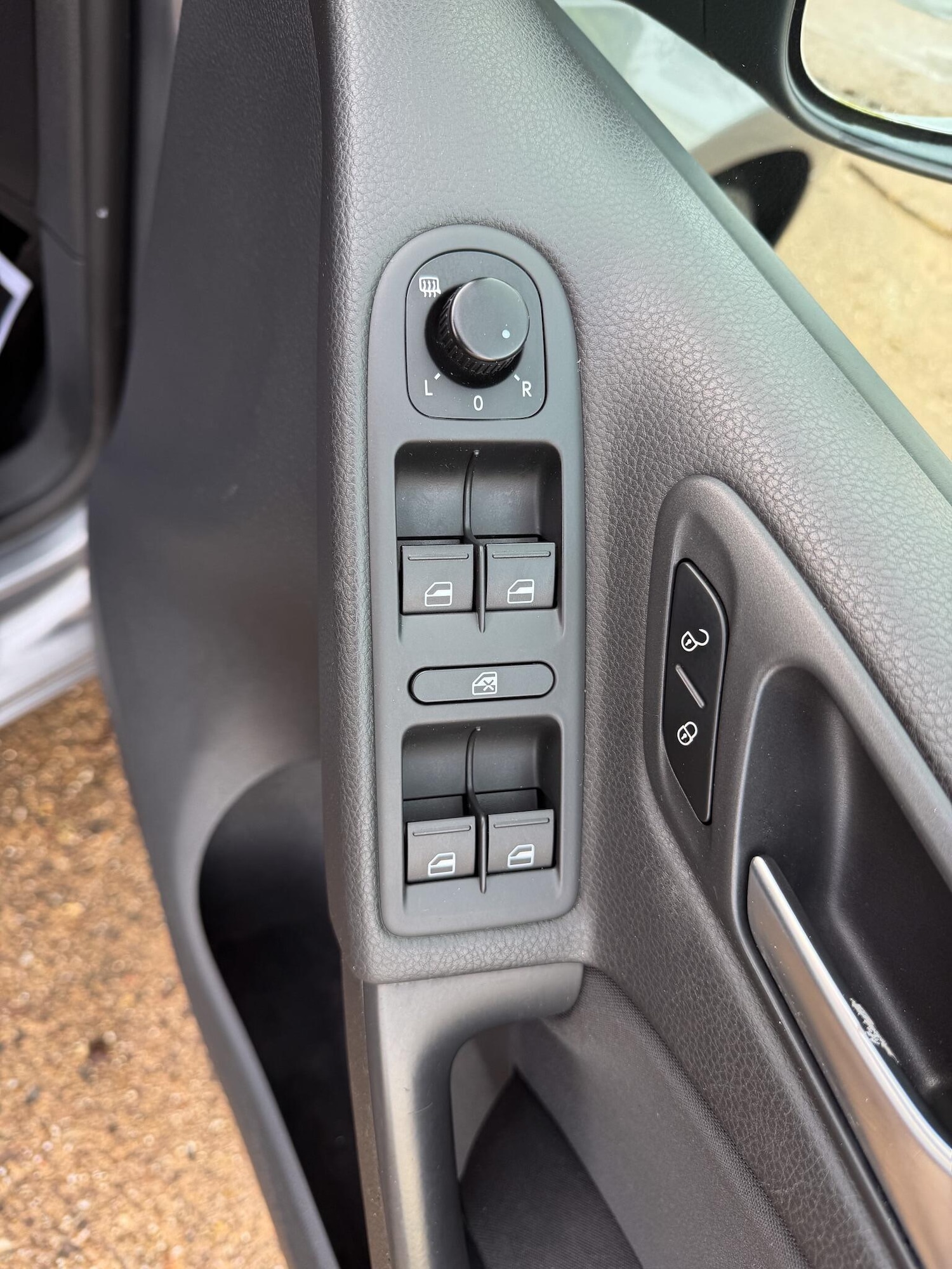 Used Volkswagen Golf 2011 for sale - 77203356: Photo 33