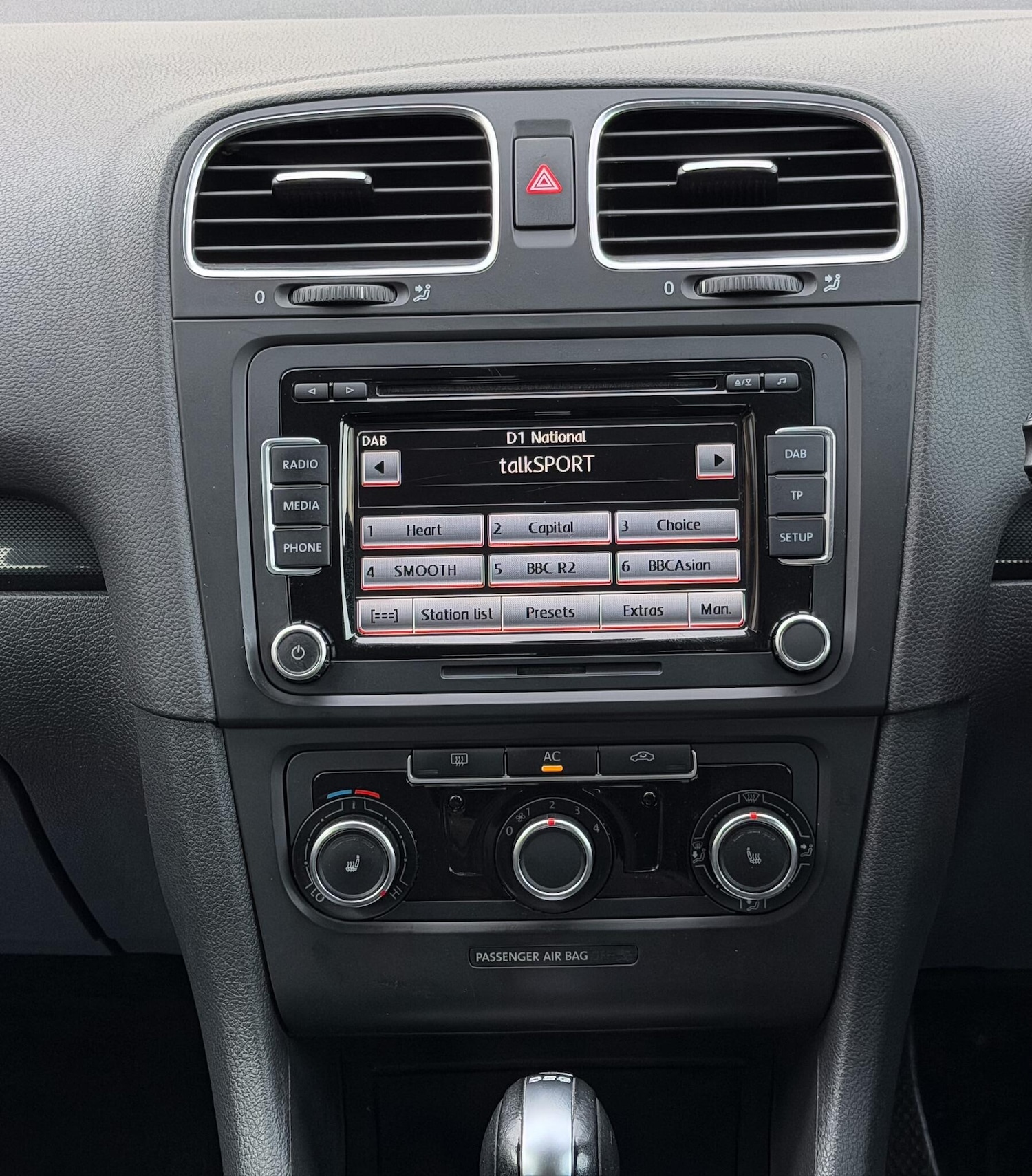 Used Volkswagen Golf 2011 for sale - 77203356: Photo 36