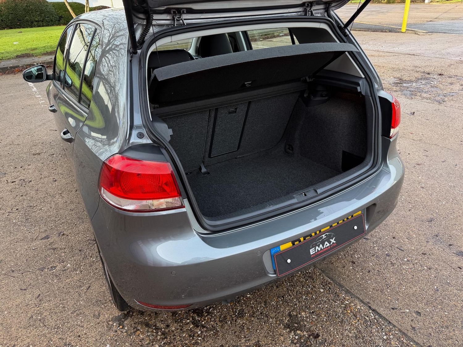 Used Volkswagen Golf 2011 for sale - 77203356: Photo 38